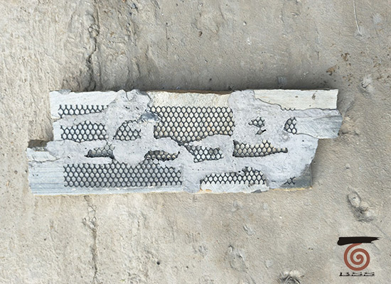 Flooring tiles