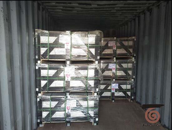Flooring tiles