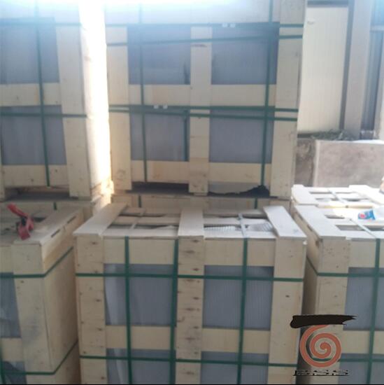 Flooring tiles